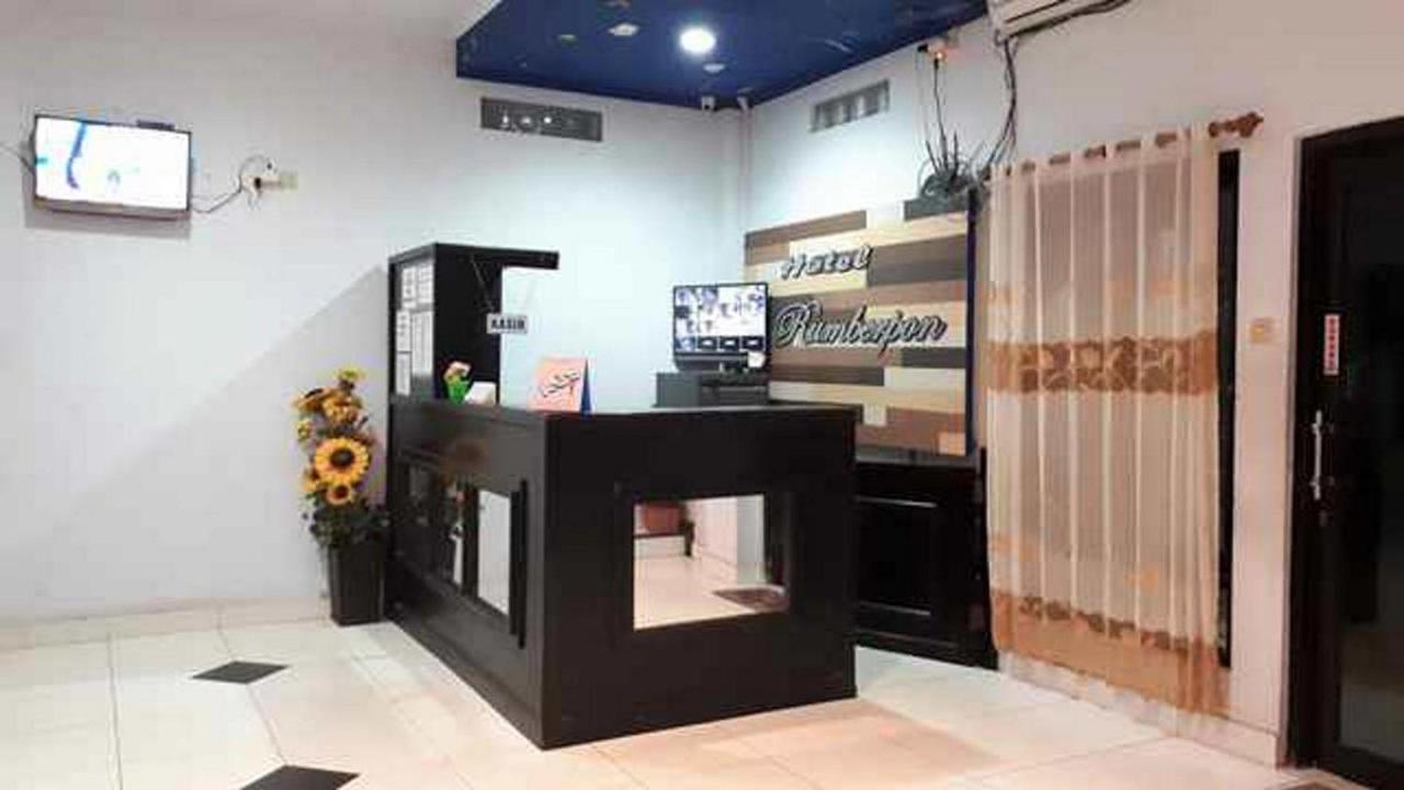 Reddoorz At Hotel Rumberpon Sorong Ngoại thất bức ảnh